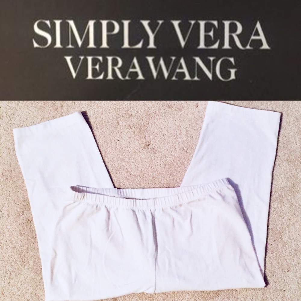 White Capri Leggings